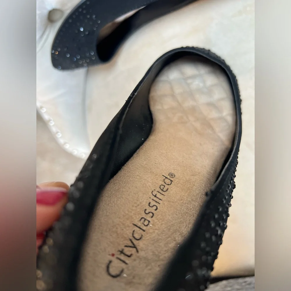 Cityclassified‎ Black Studded Women's Flats Size 7